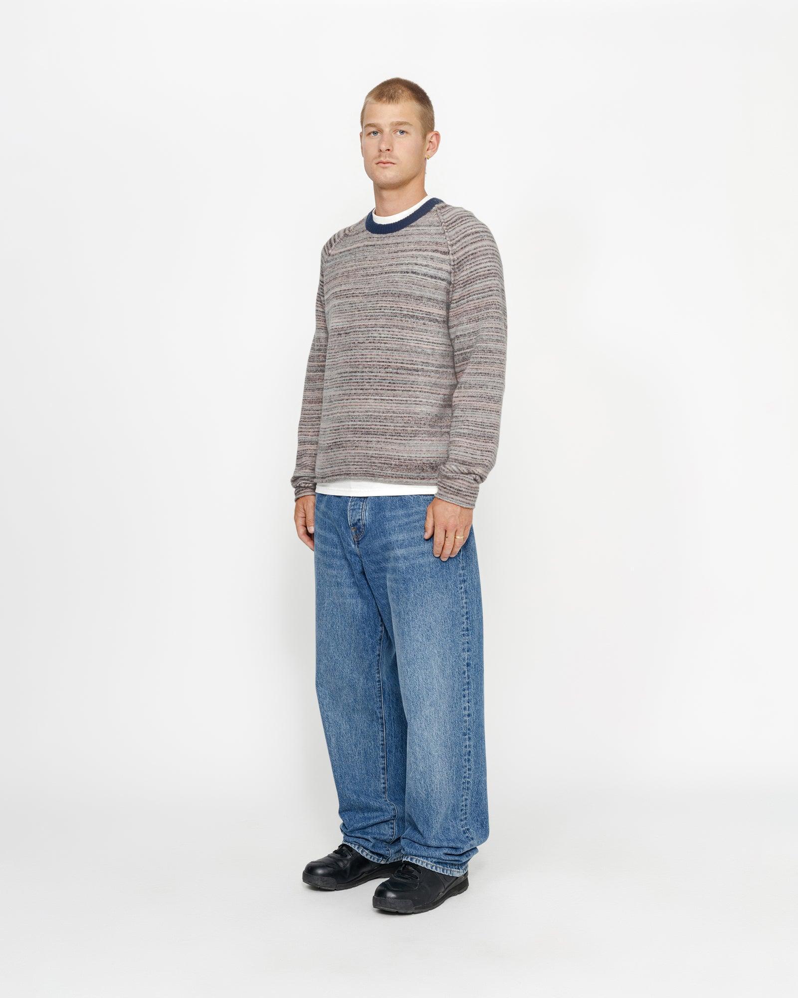 TEXTURED KNIT CONTRAST COLLAR CREW Male Product Image
