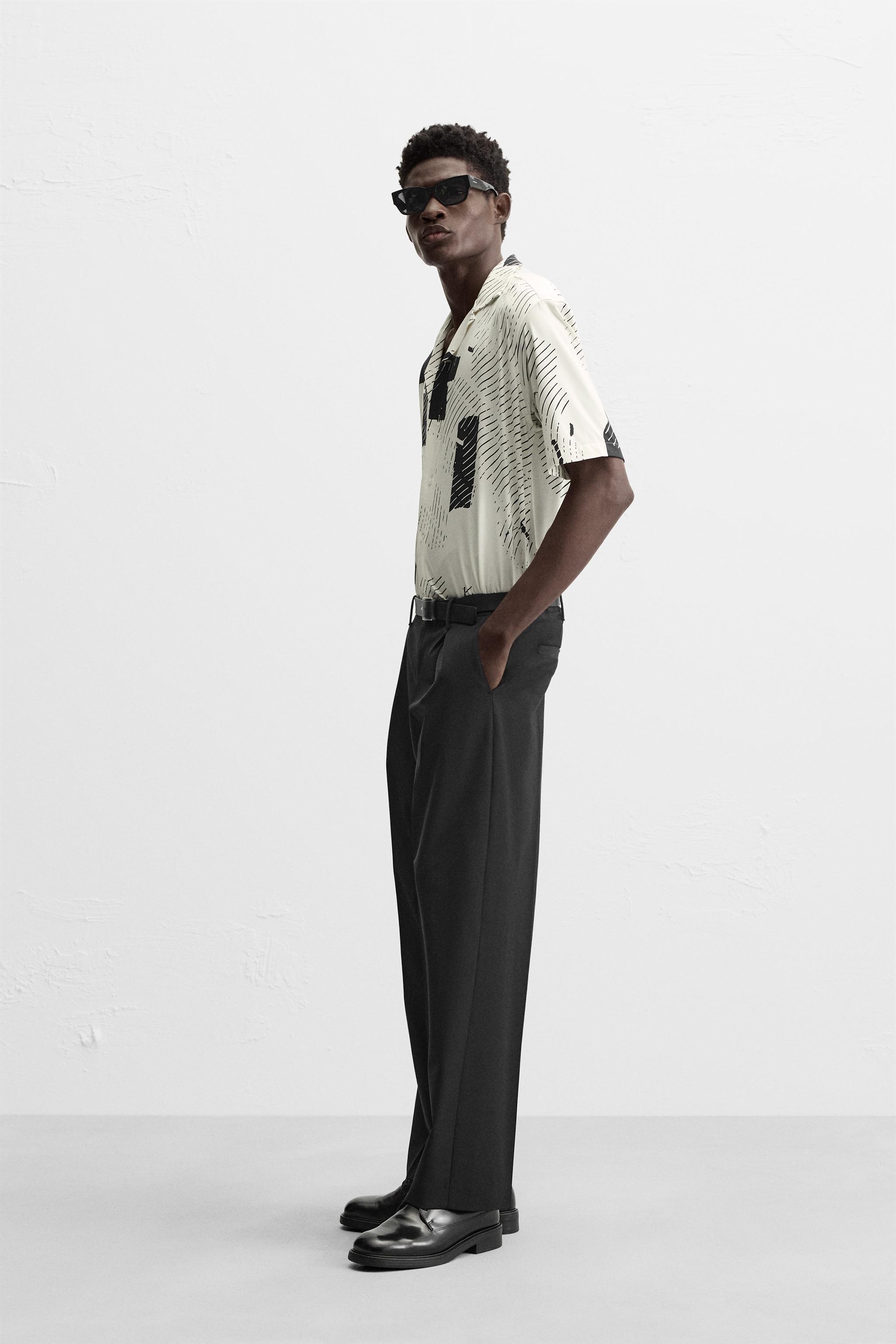 ABSTRACT PRINT STRETCH SHIRT Product Image