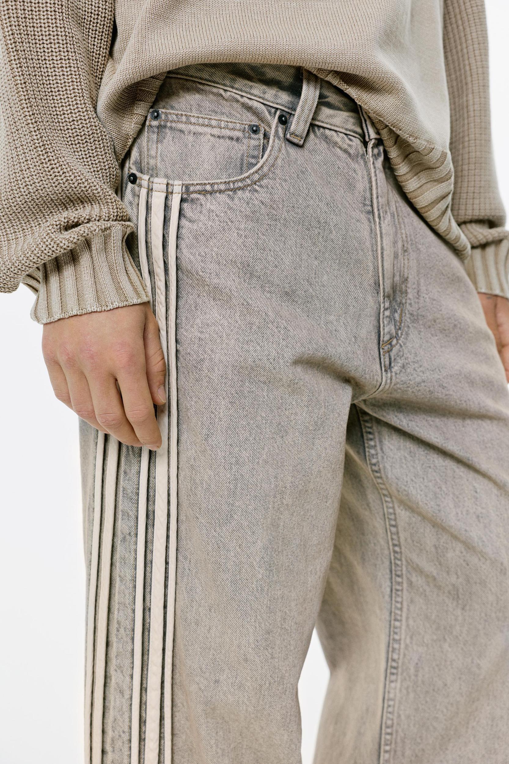 Side stripe baggy jeans Product Image