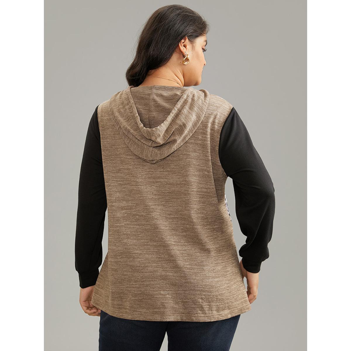 Plus Size Leopard Patchwork Contrast Hooded Sweatshirt Women LightBrown Casual Contrast Hooded Dailywear Sweatshirts BloomChic 12/L Product Image
