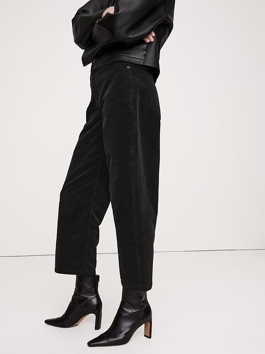Ultra High-Rise Wide-Leg Crop Corduroy Pant Product Image