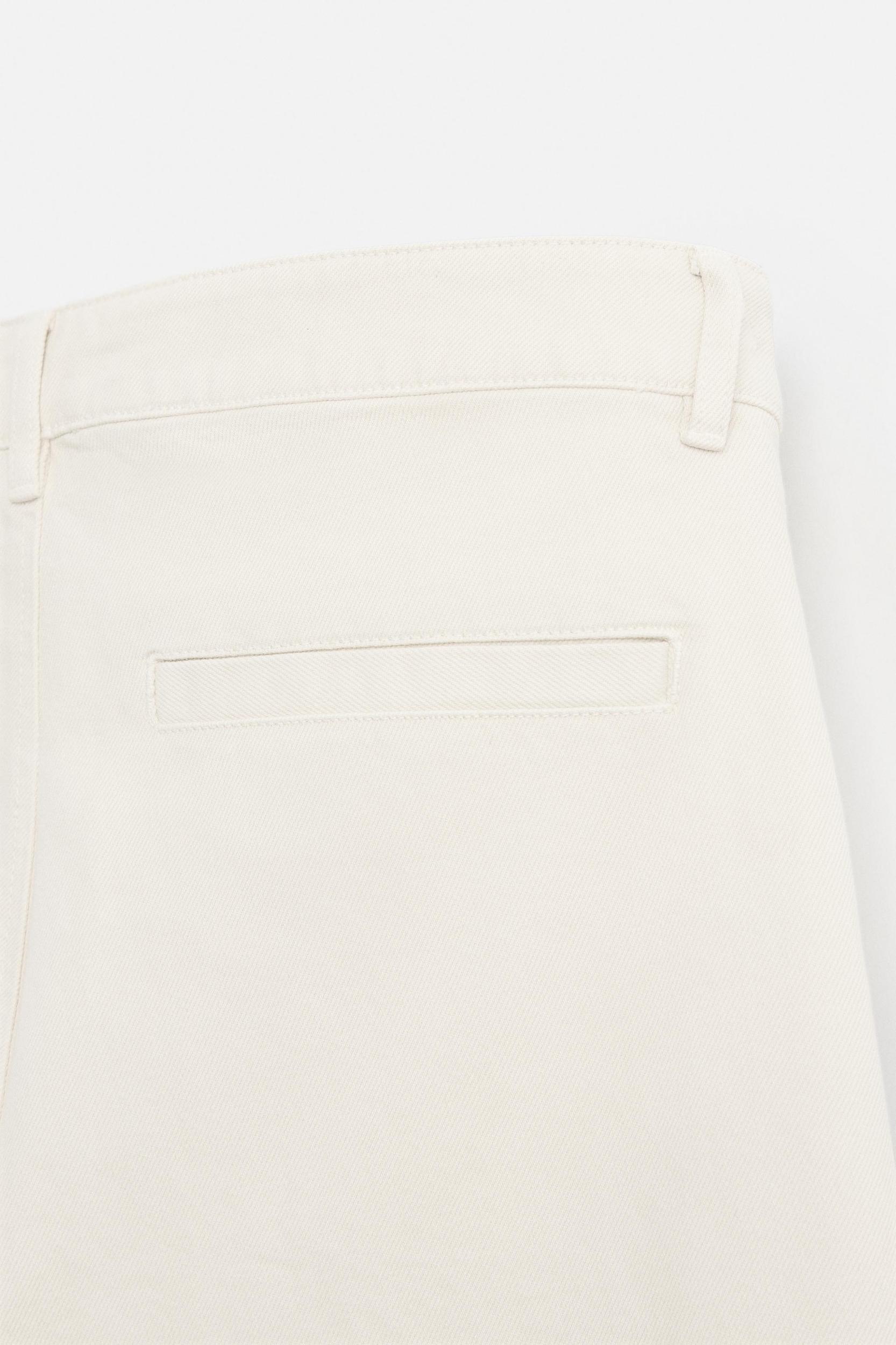 PLEATED STRAIGHT FIT PANTS Product Image