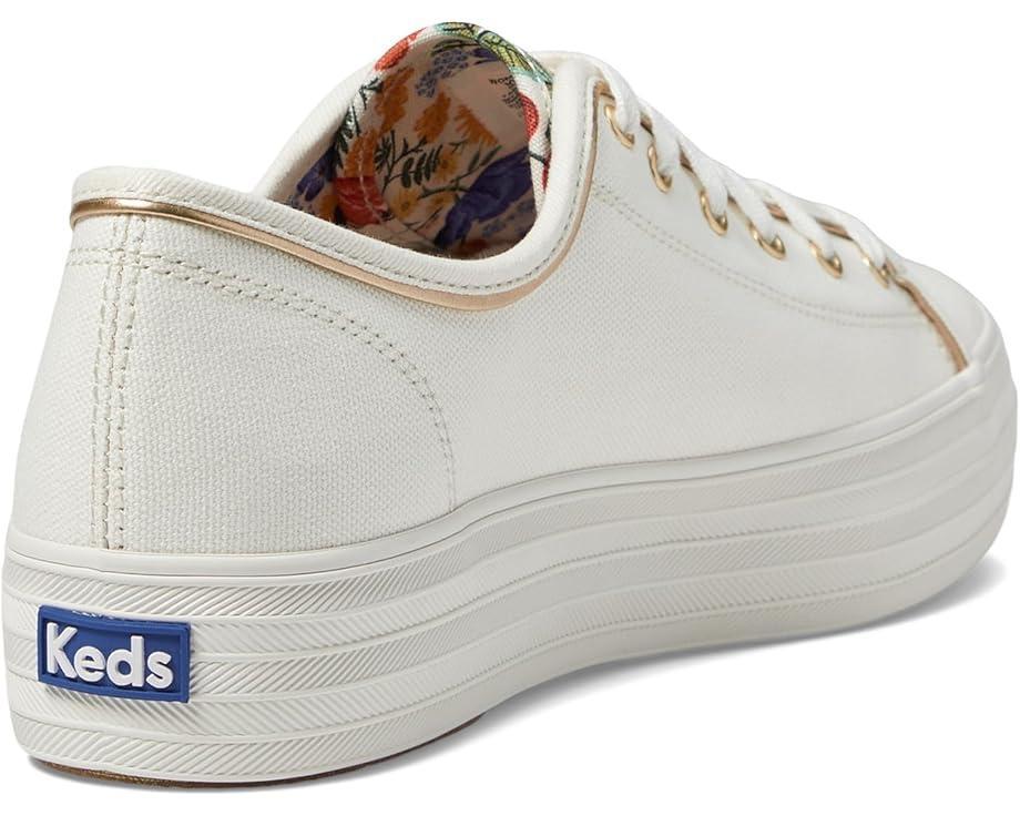 Triple Kick Canvas Product Image