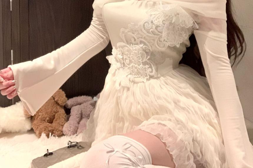 Plain Fluffy Cropped Capelet / Flared-Sleeve Cold-Shoulder Flower Embroidered Mini A-Line Dress Product Image