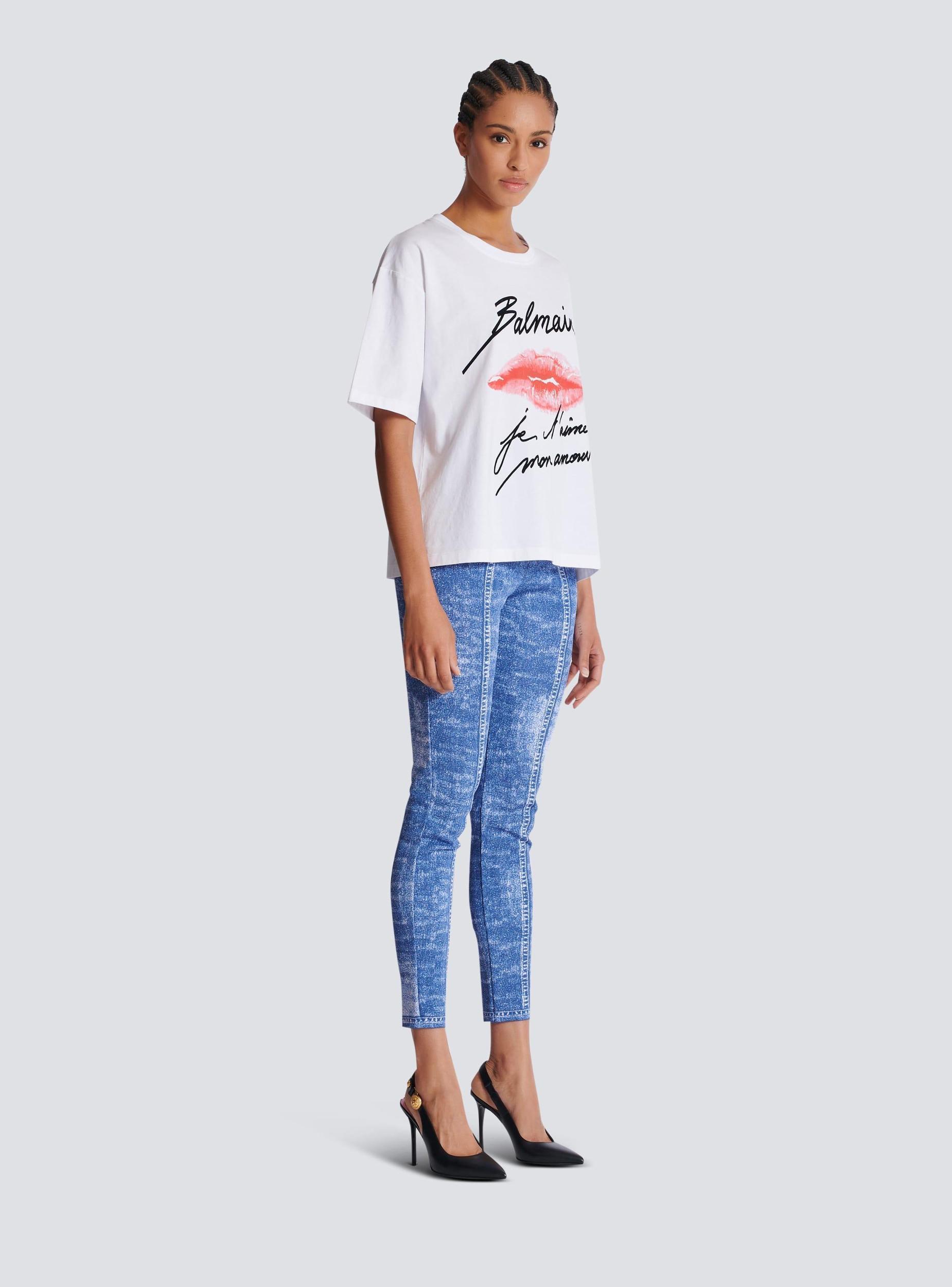 Short-sleeved T-shirt with Kiss print Product Image
