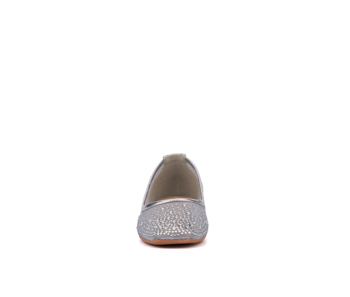Women's New York and Company Priya Flats Product Image