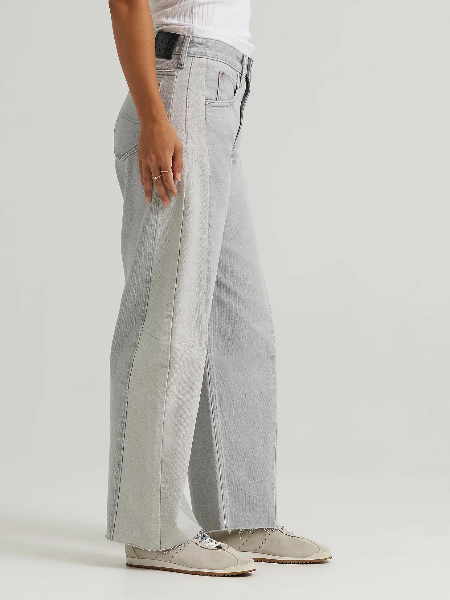 Women's 100% Cotton Low Slung Barrel Rider™ Jean | Women's Jeans | Lee® Product Image