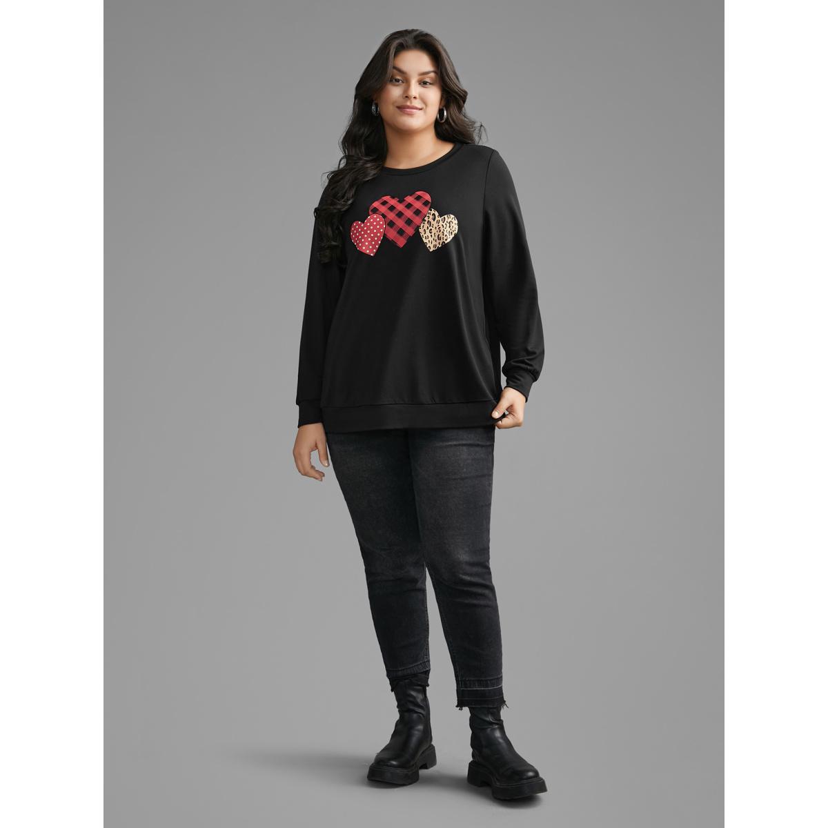 Plus Size Crew Neck Heart Print Sweatshirt Women Black Casual Non Round Neck Everyday Sweatshirts BloomChic 28/5X Product Image