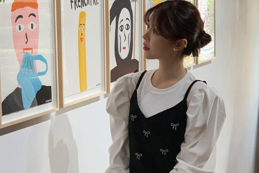 Puff Sleeve Round Neck Plain Top / Spaghetti Strap V-Neck Bow Print Corduroy A-Line Dress Product Image