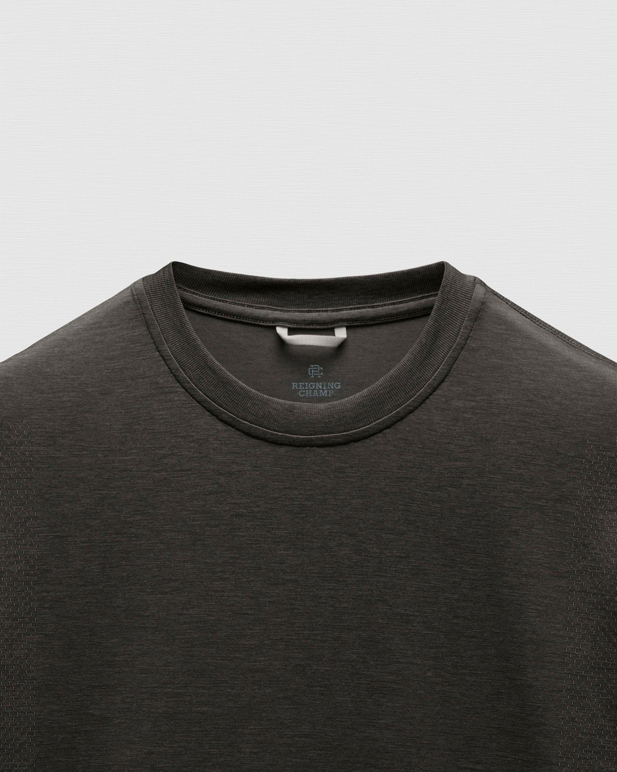 Lightweight Jersey Standard Raglan T-Shirt Male Product Image