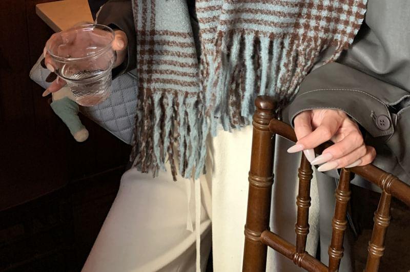 Plaid Applique Fringed Scarf Product Image