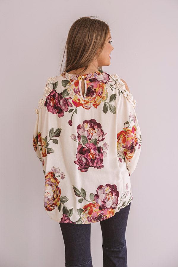 Floral Debut Shift Top In Cream Product Image