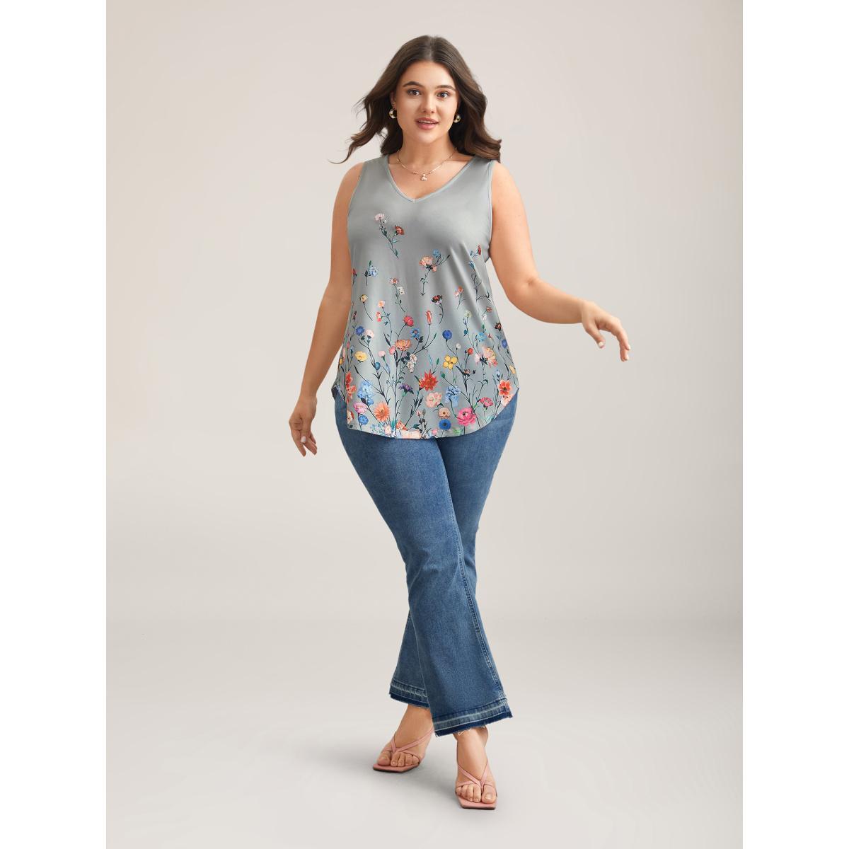 Plus Size Blooming Flowers Print Stretchy Vest Women DarkGray Elegant Non V-neck Everyday Tank Tops Camis BloomChic 22-24/3X Product Image
