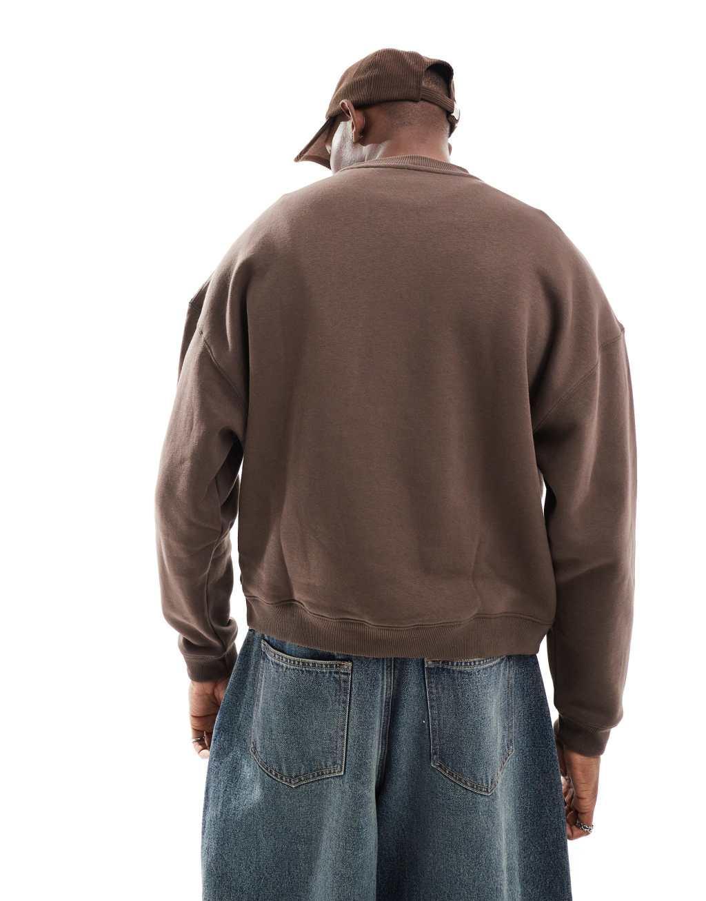 Pull&Bear boxy fit sweatshirt in chocolate Product Image