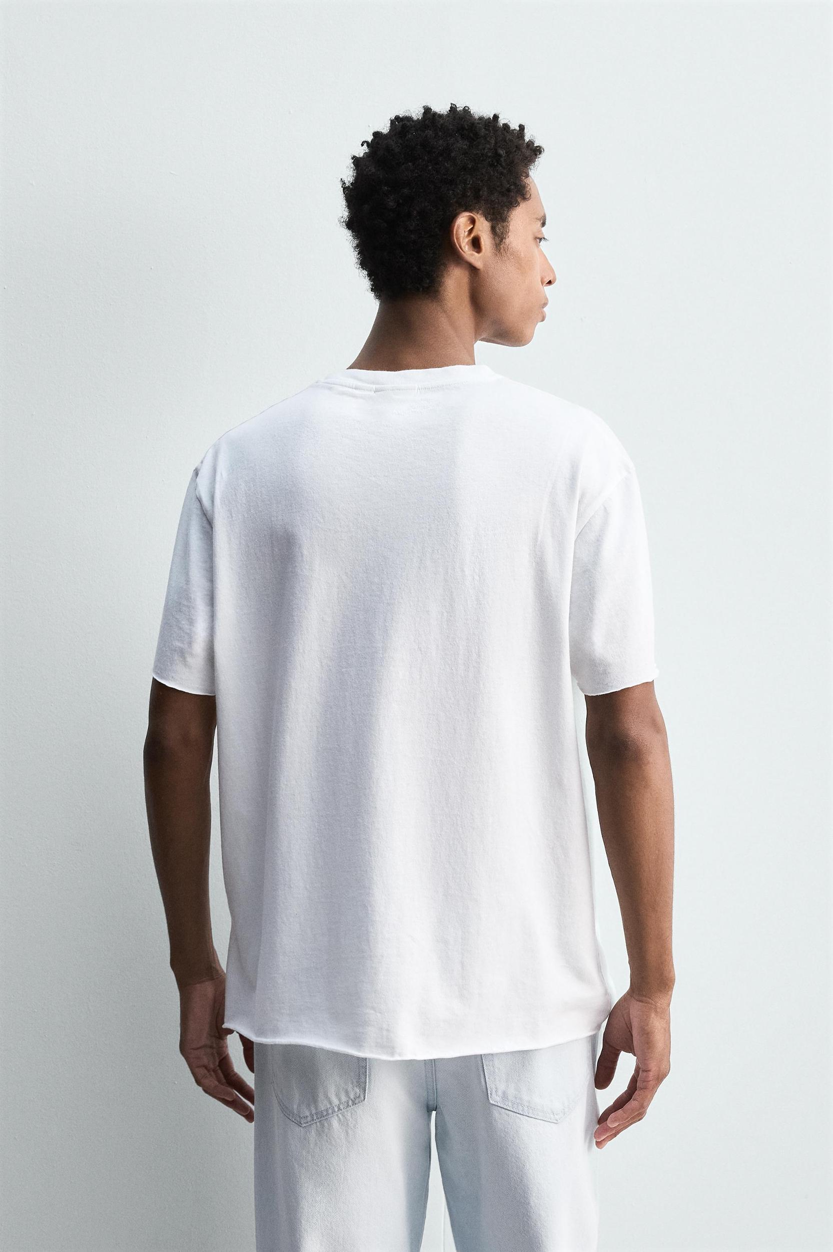 LIGHTWEIGHT T-SHIRT WITH IRREGULAR FINISH Product Image