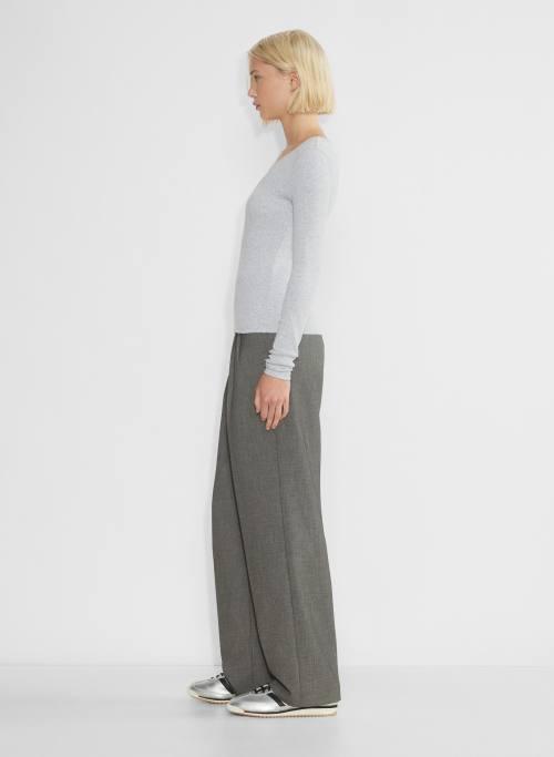 homestretch™ v-neck longsleeve Product Image