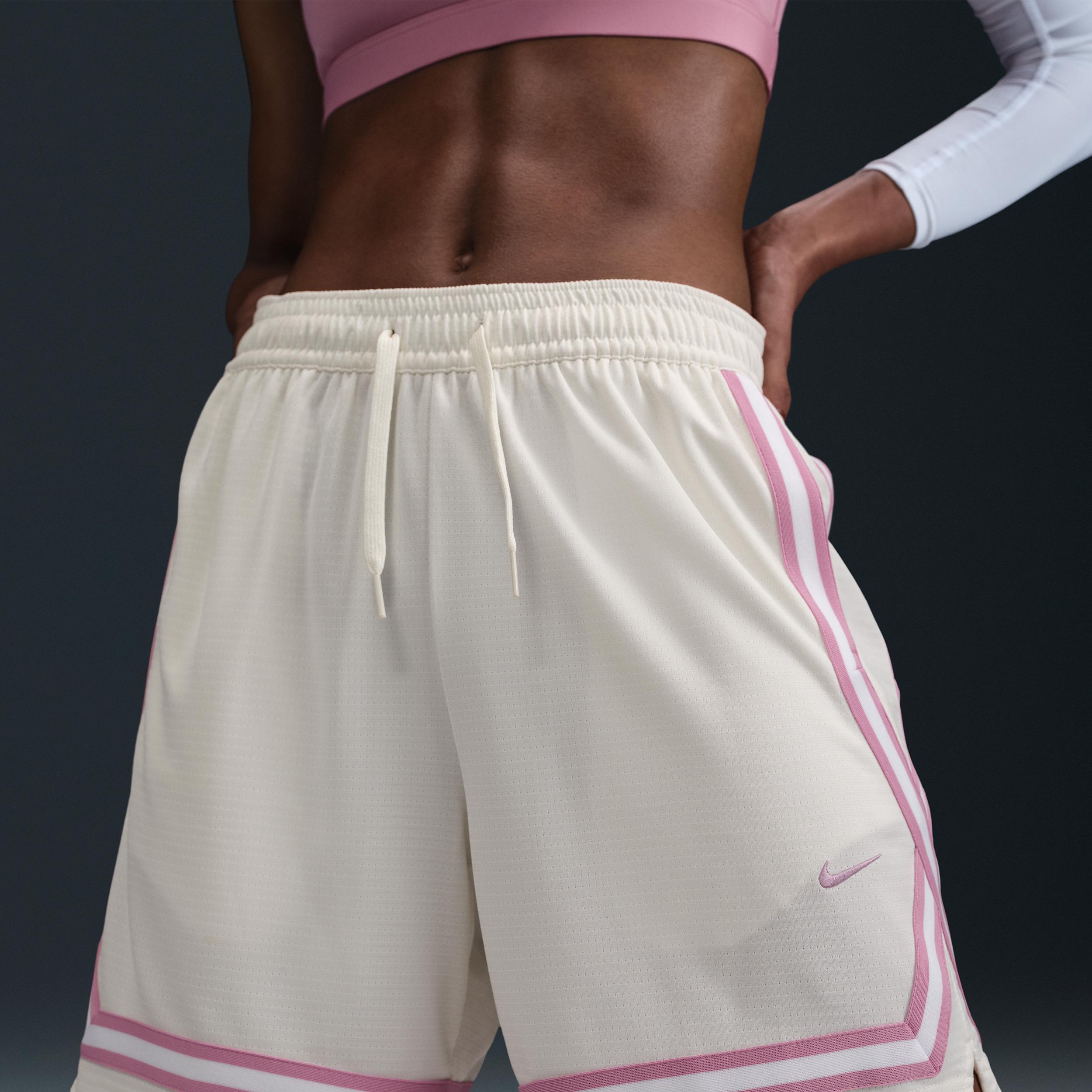 Nike Womens Crossover Dri-FIT 7 Basketball Shorts Product Image