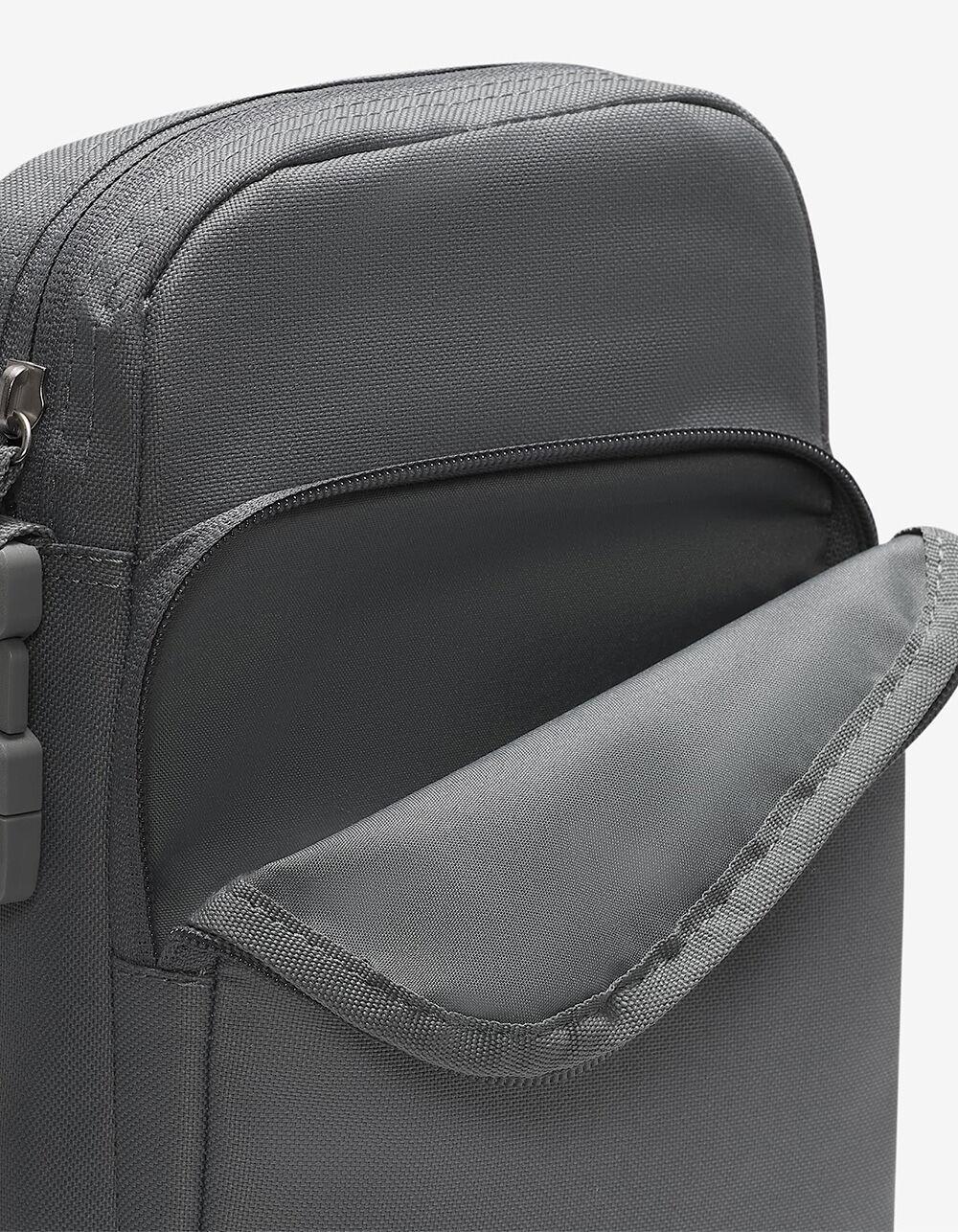 NIKE Heritage Crossbody Bag - DARK OLIVE Product Image