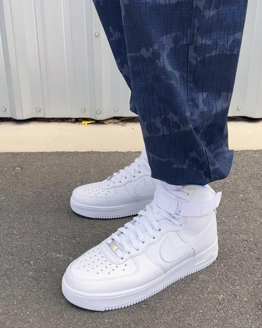Nike Men's Air Force 1 High '07 Shoes Product Image