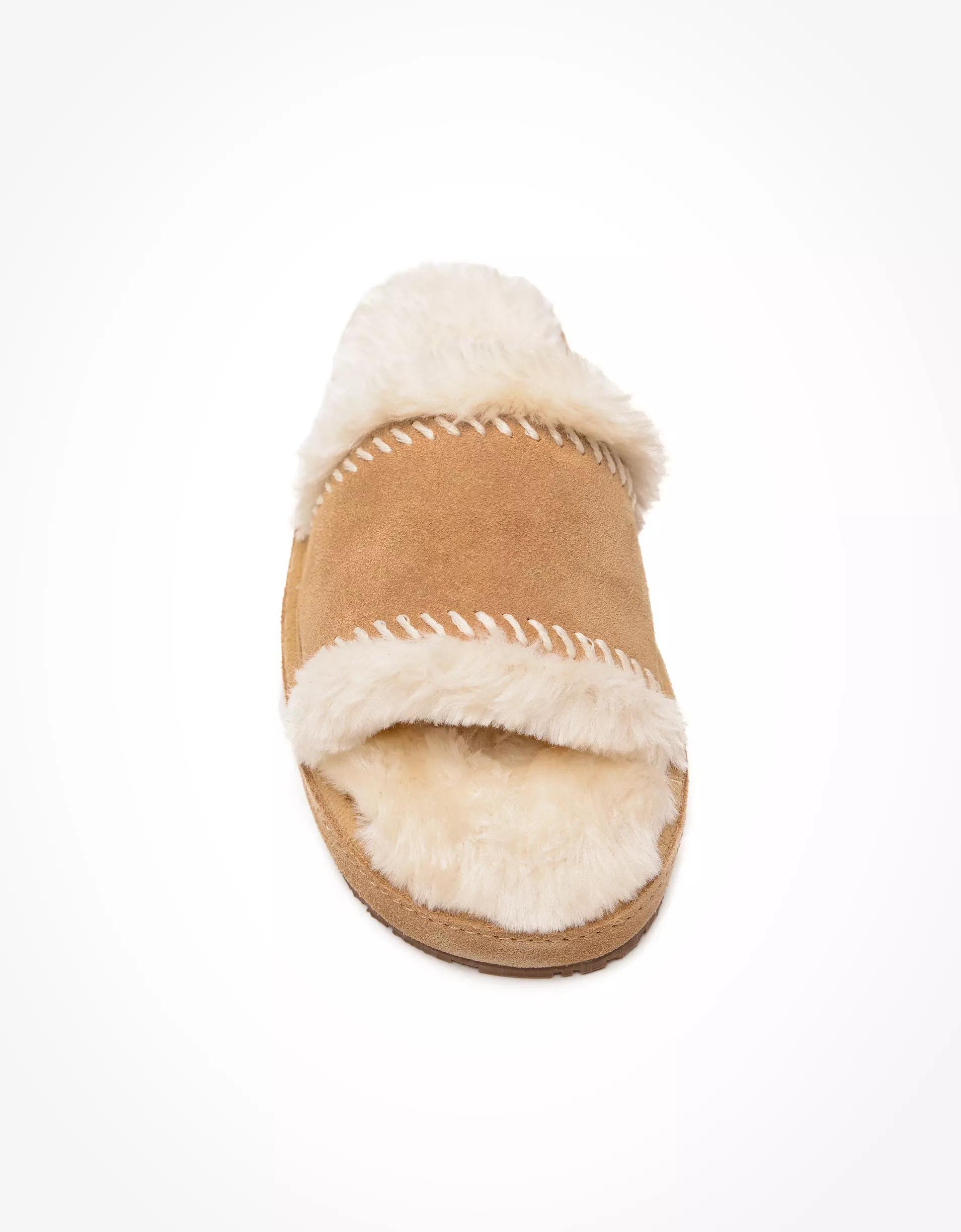 Minnetonka Women's Loni Moccasin Product Image