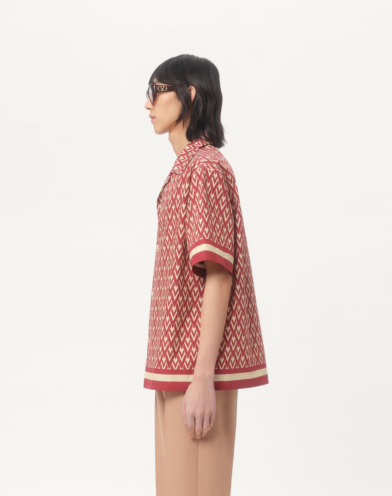 Cotton Popeline Bowling Shirt With Toute La V Print Product Image