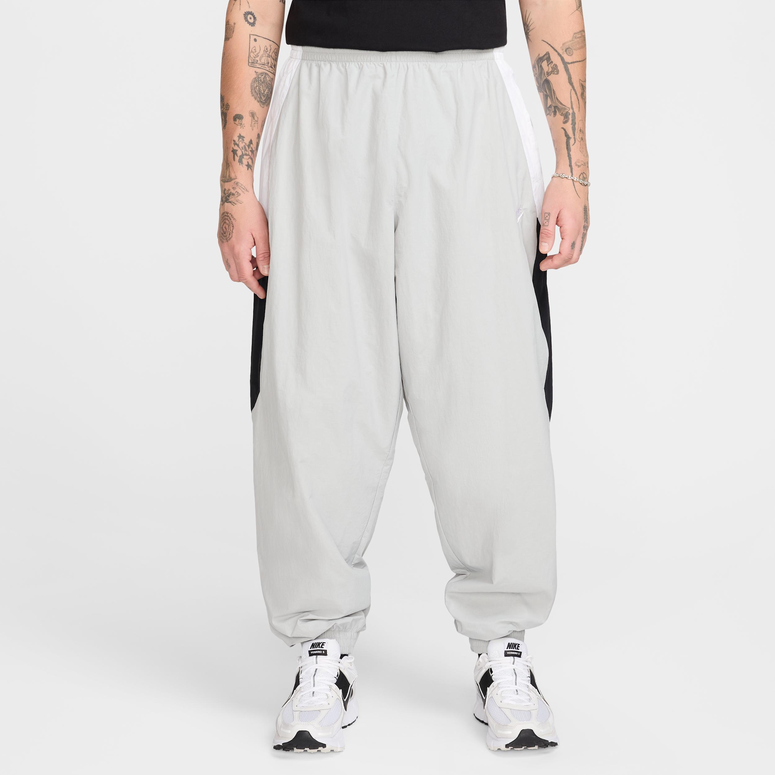 Nike Men's Club Oversized Woven Track Pants Product Image