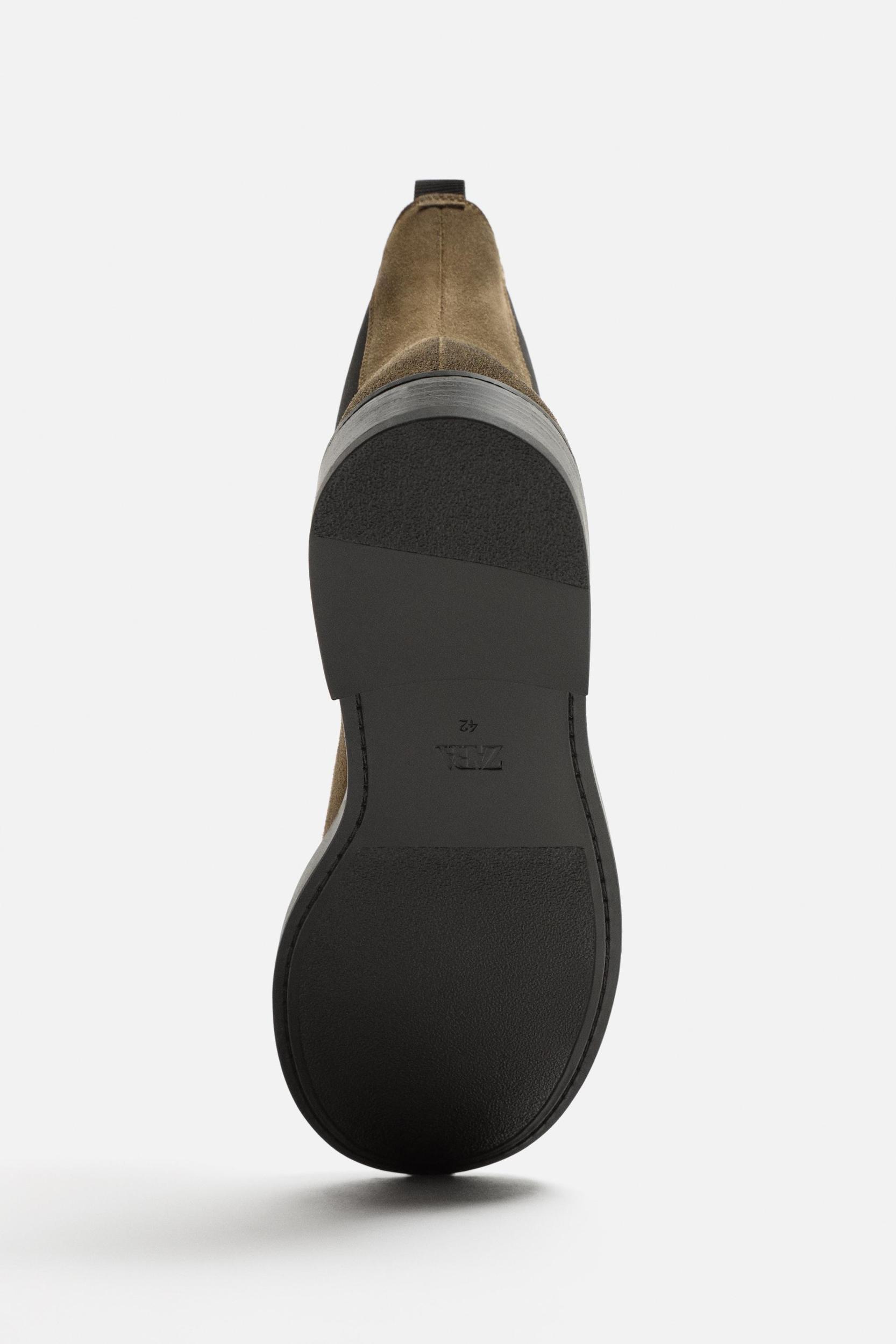 LEATHER CHELSEA BOOTS LIMITED EDITION Product Image