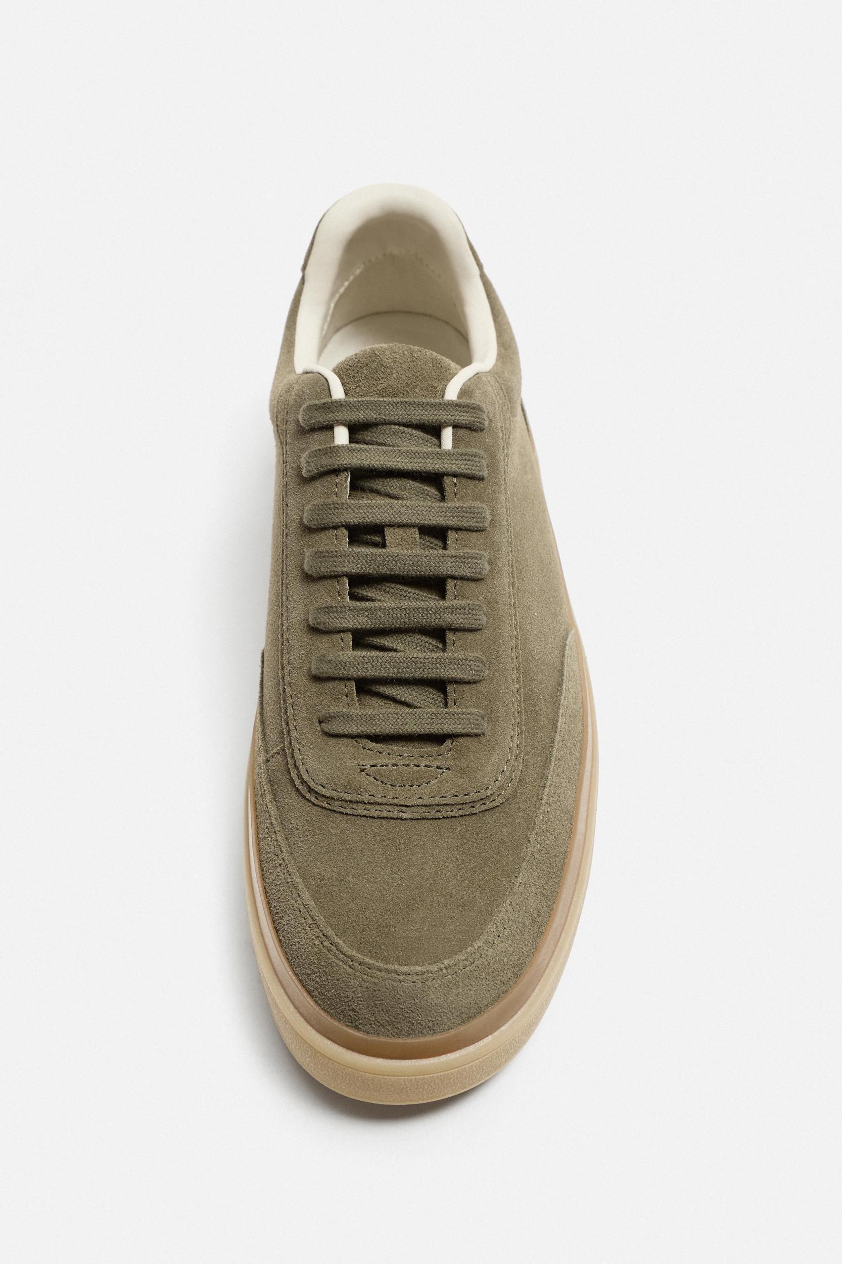 CASUAL LEATHER SNEAKERS Product Image