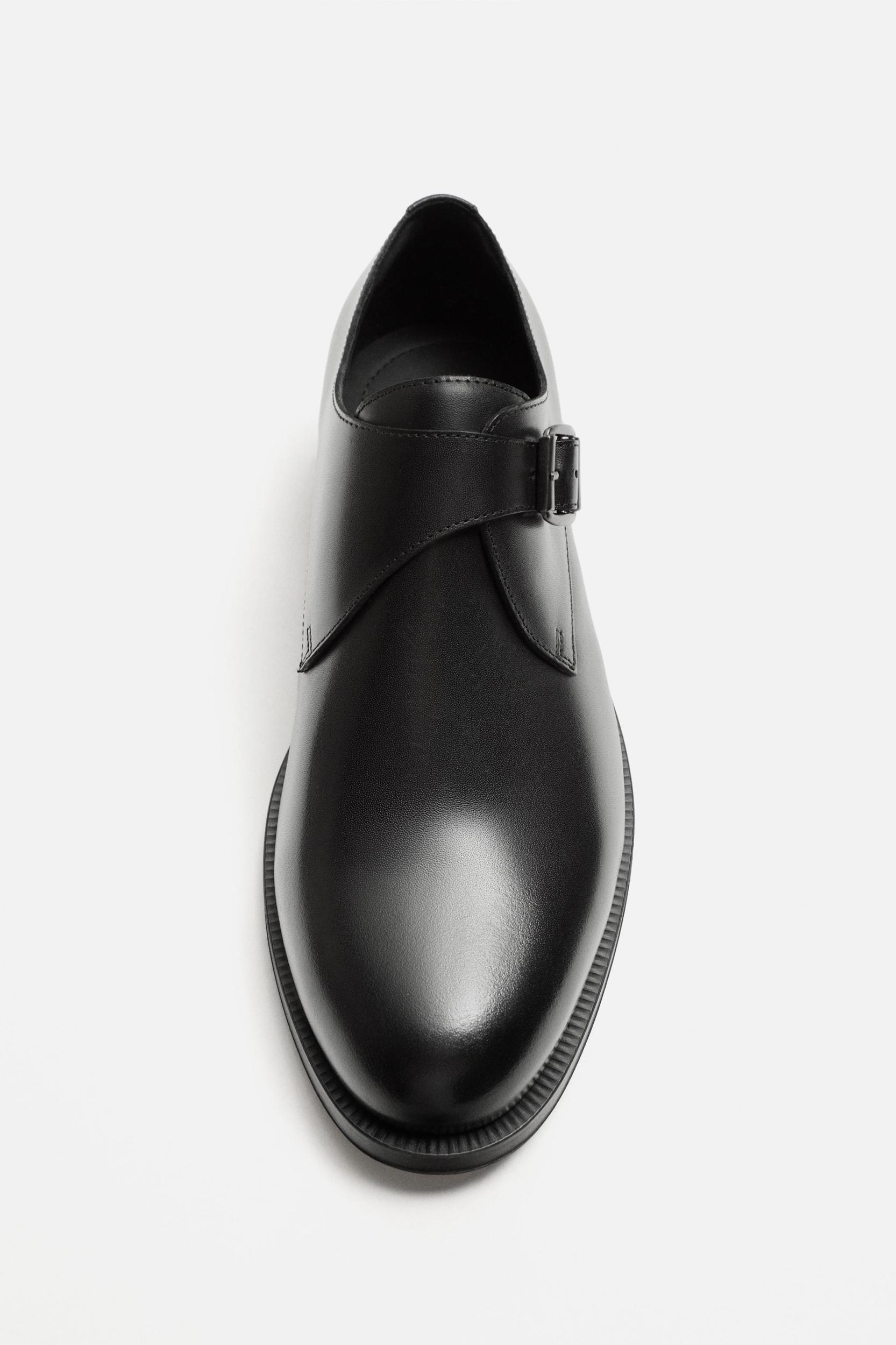 LEATHER BUCKLE SHOE Product Image