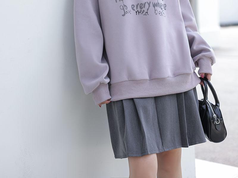 Crew Neck Drop Shoulder Lettering Pullover Product Image