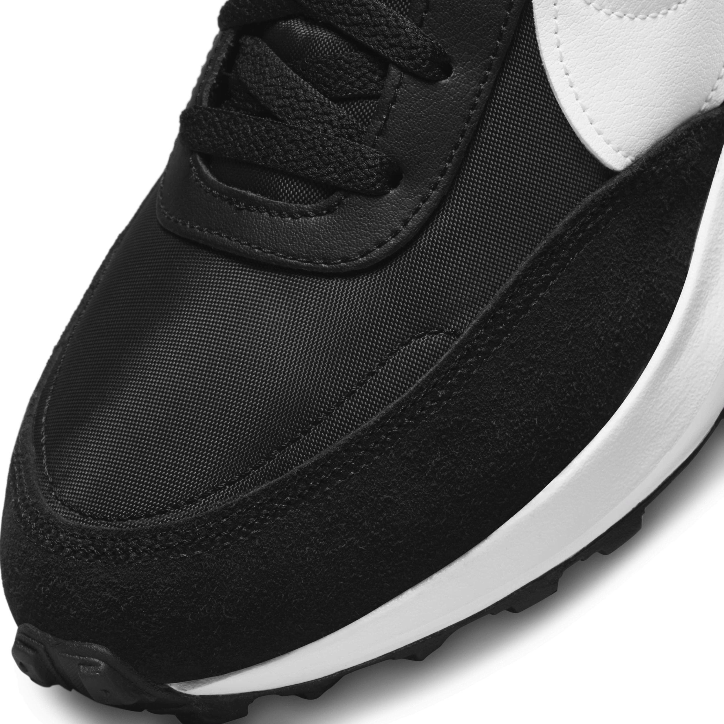 Nike Men's Waffle Debut Shoes Product Image