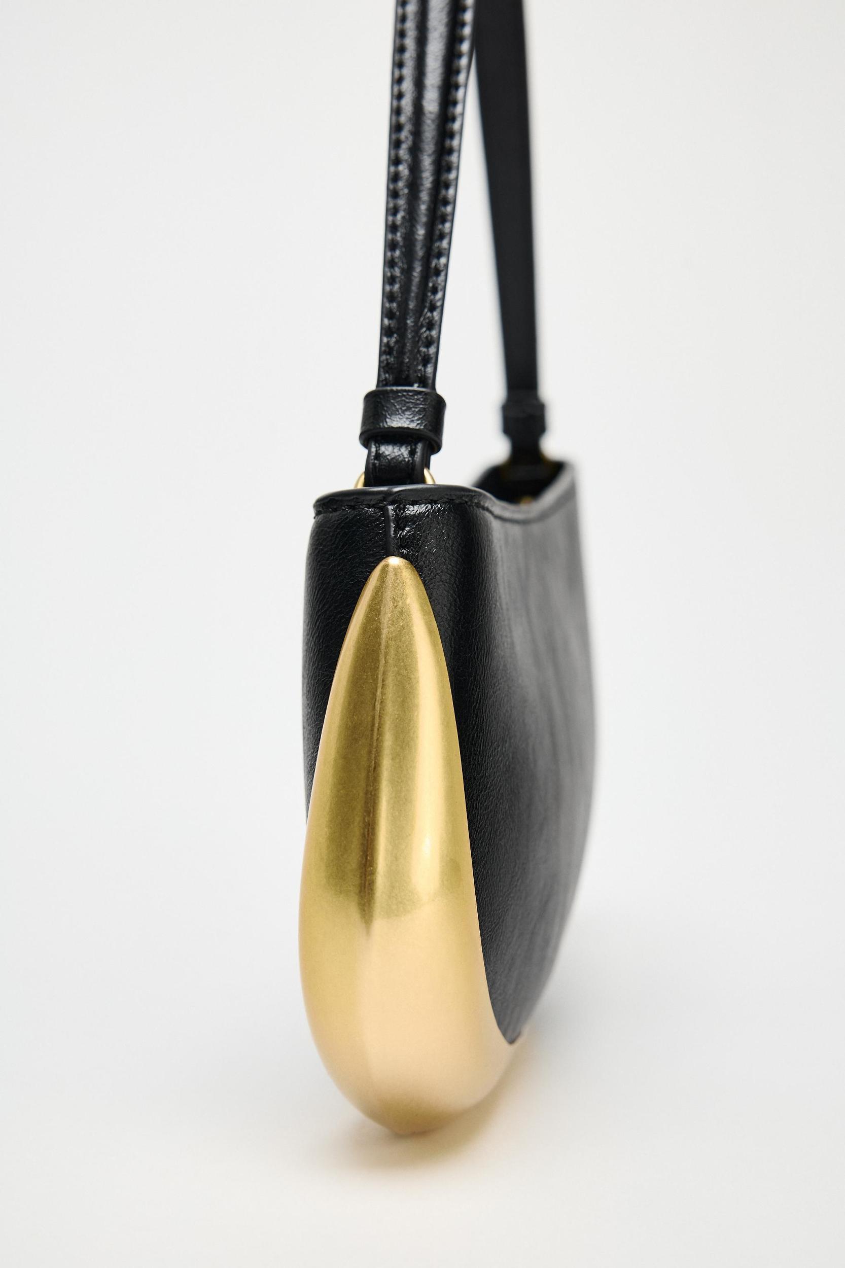 METALLIC DETAIL SHOULDER BAG Product Image