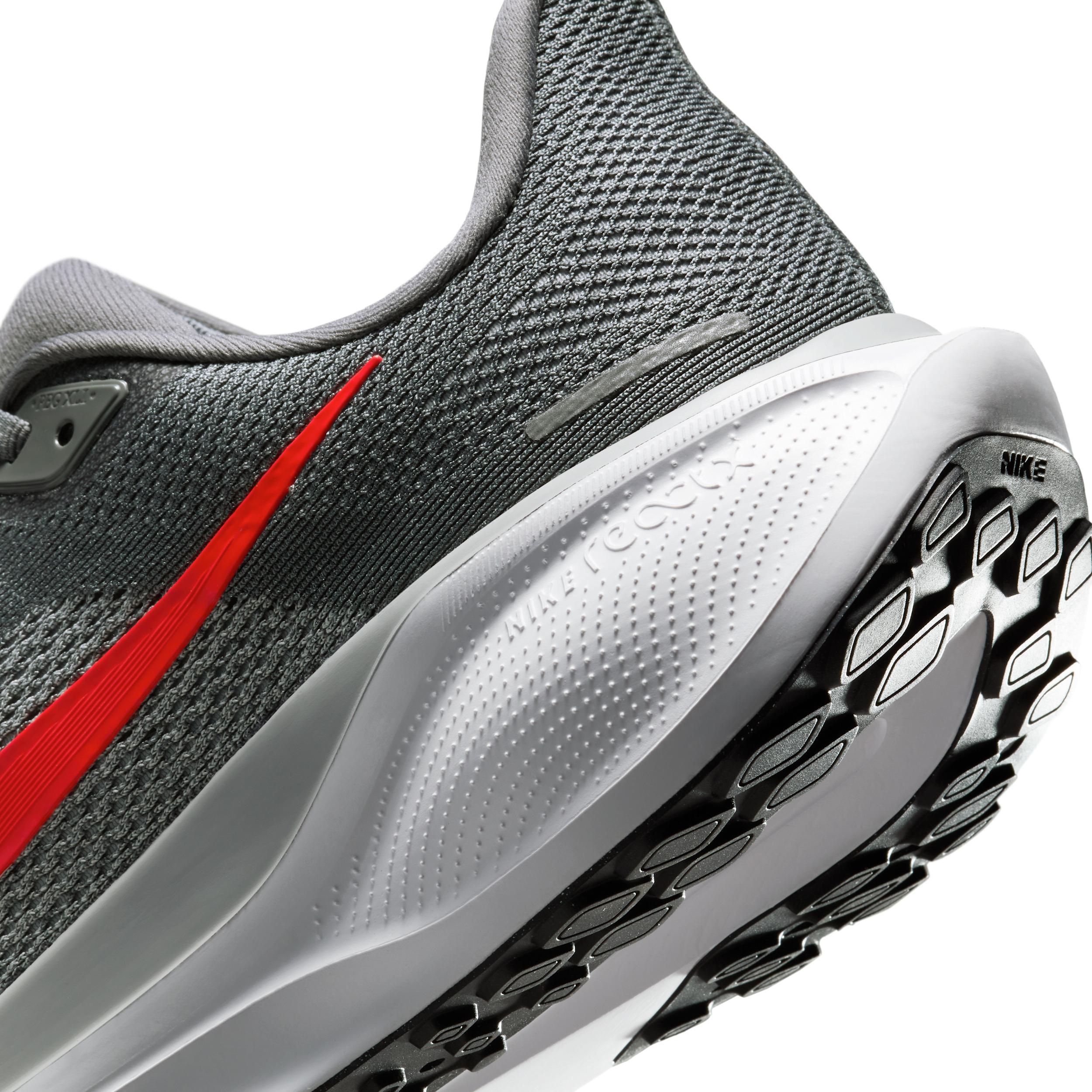 Nike Men's Pegasus 41 Road Running Shoes (Extra Wide) Product Image