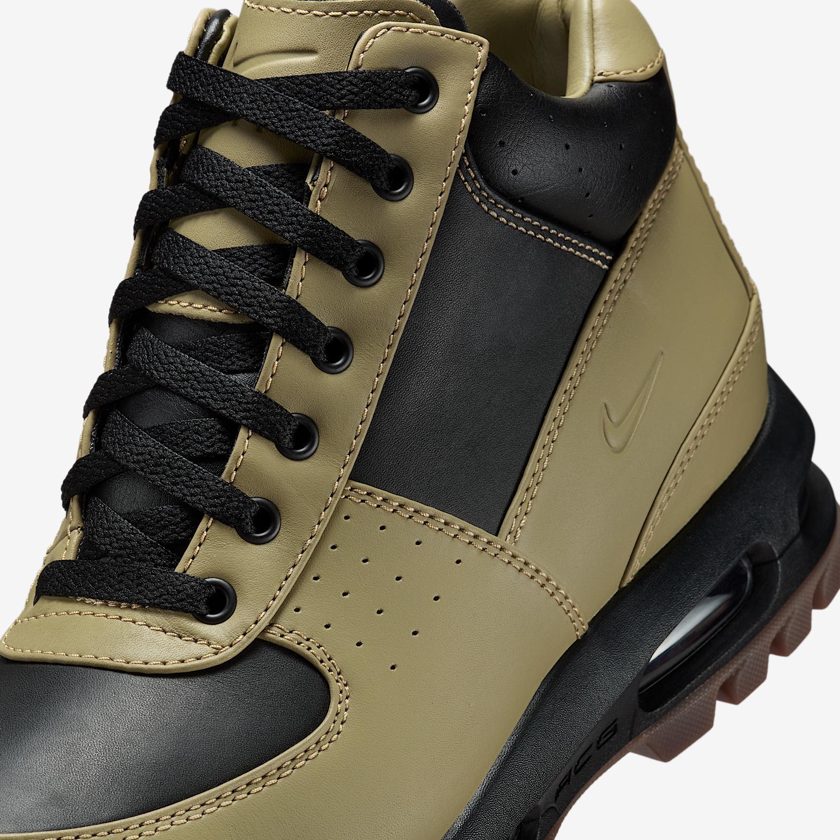 Nike Air Max Goadome Men's Boots Product Image