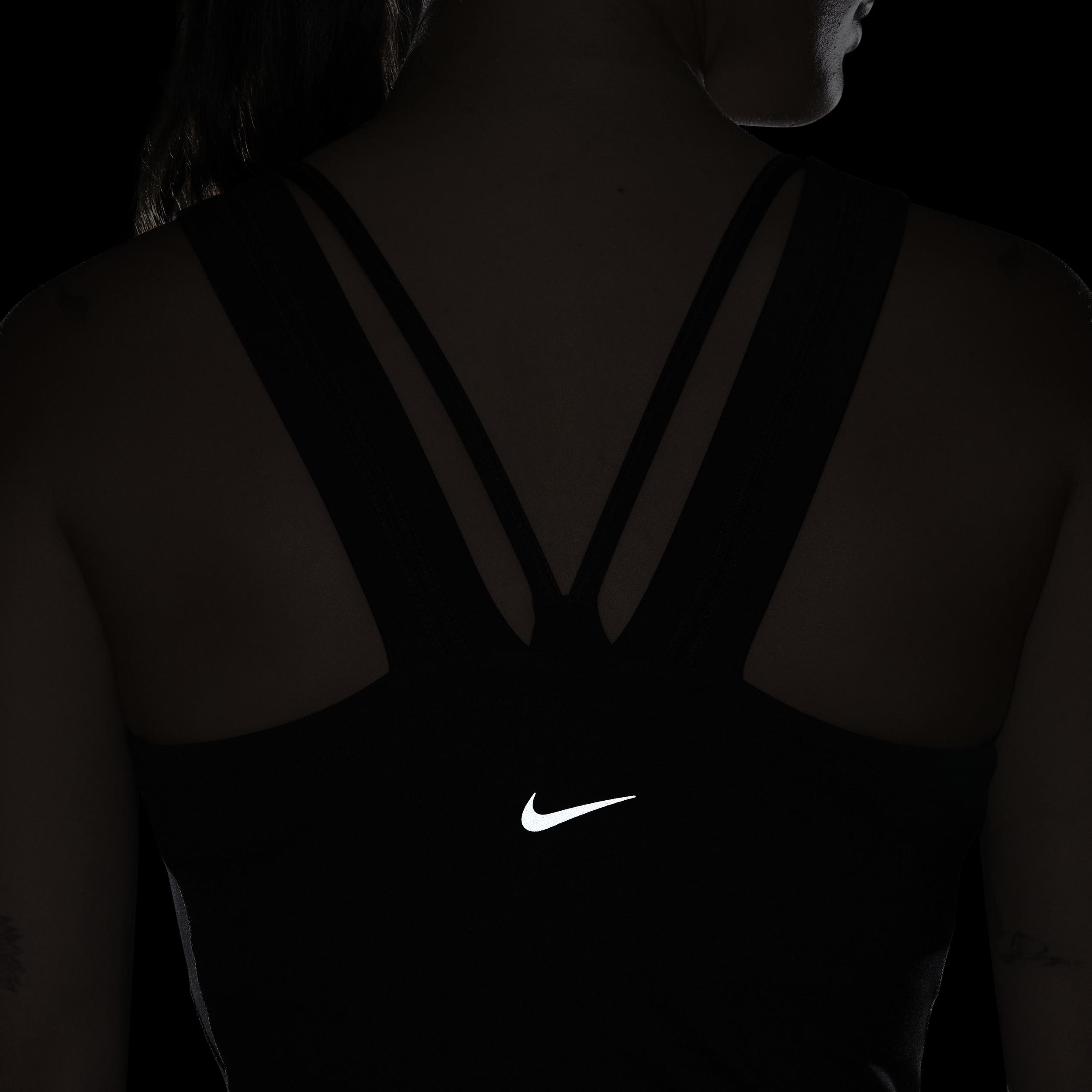 Nike One Fitted Women's Dri-FIT Strappy Cropped Tank Top Product Image