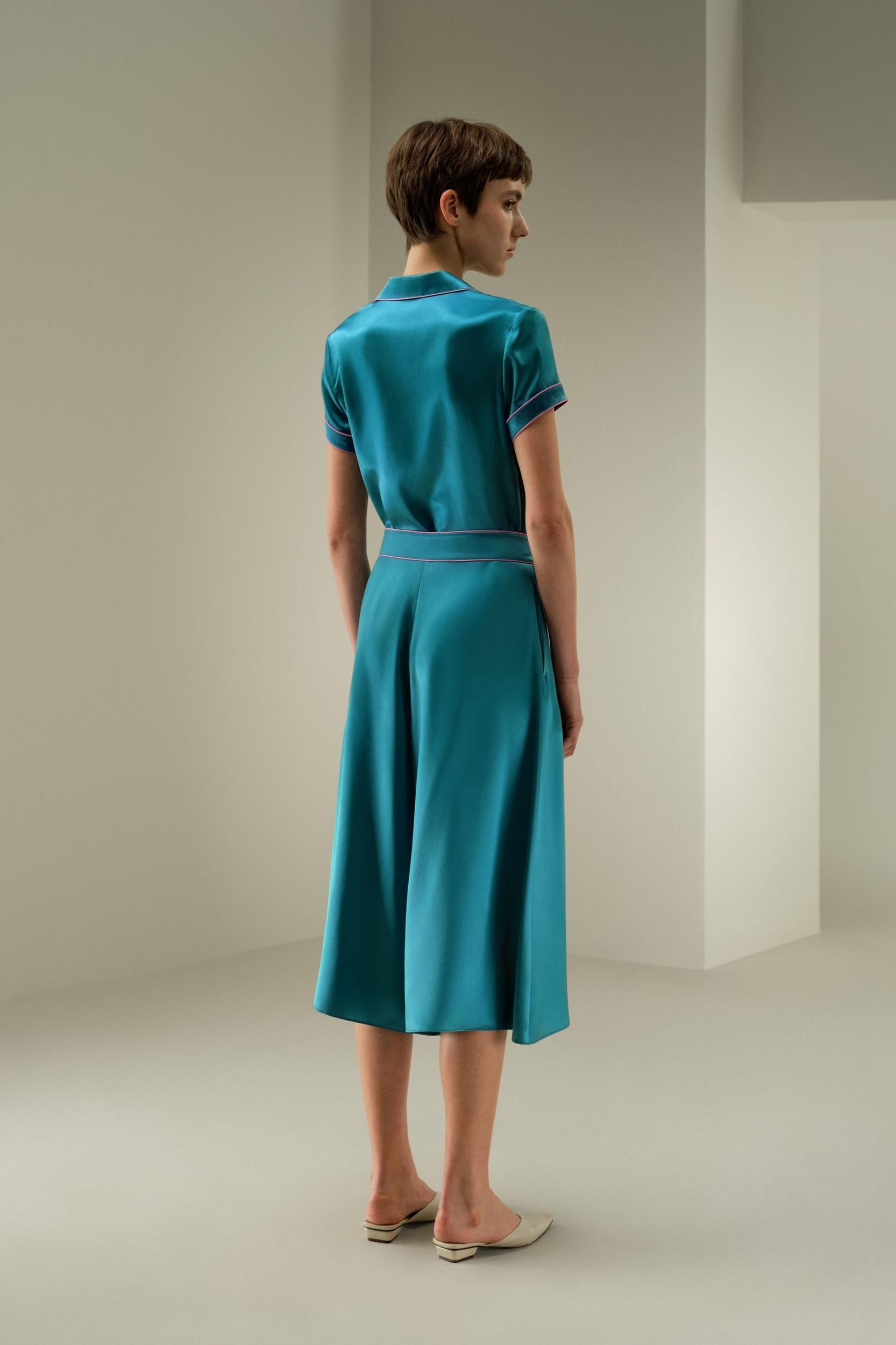 Contrast-Trimmed Silk Culottes Product Image