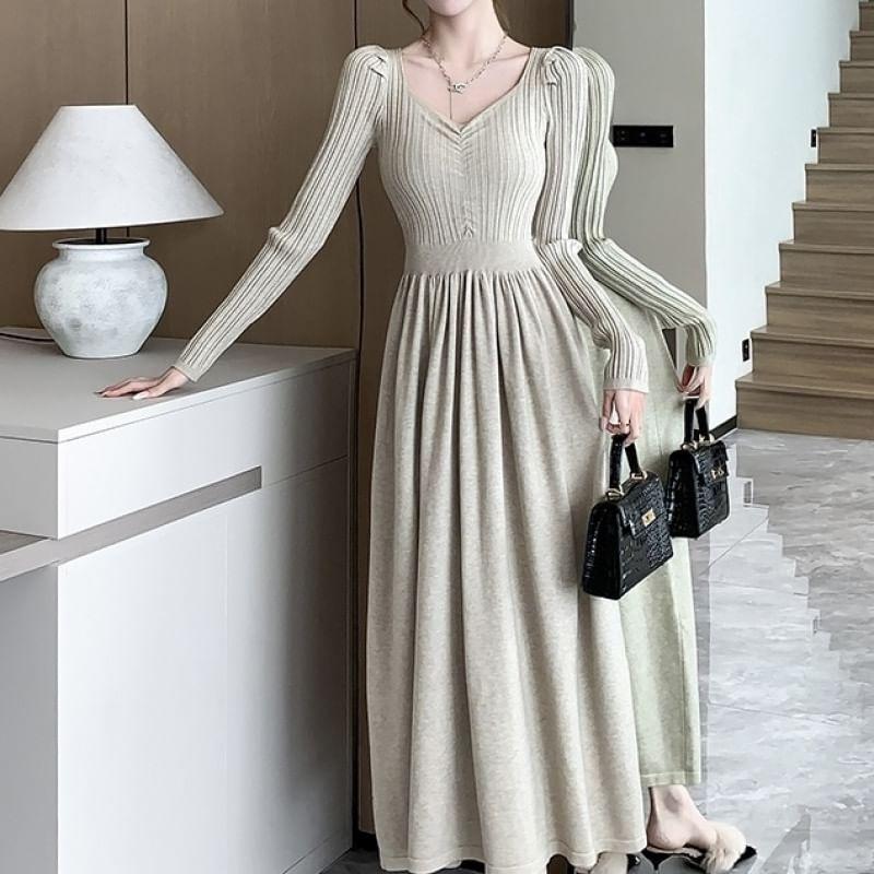 Long-Sleeve V-Neck Ribbed Midi A-Line Knit Dress Product Image