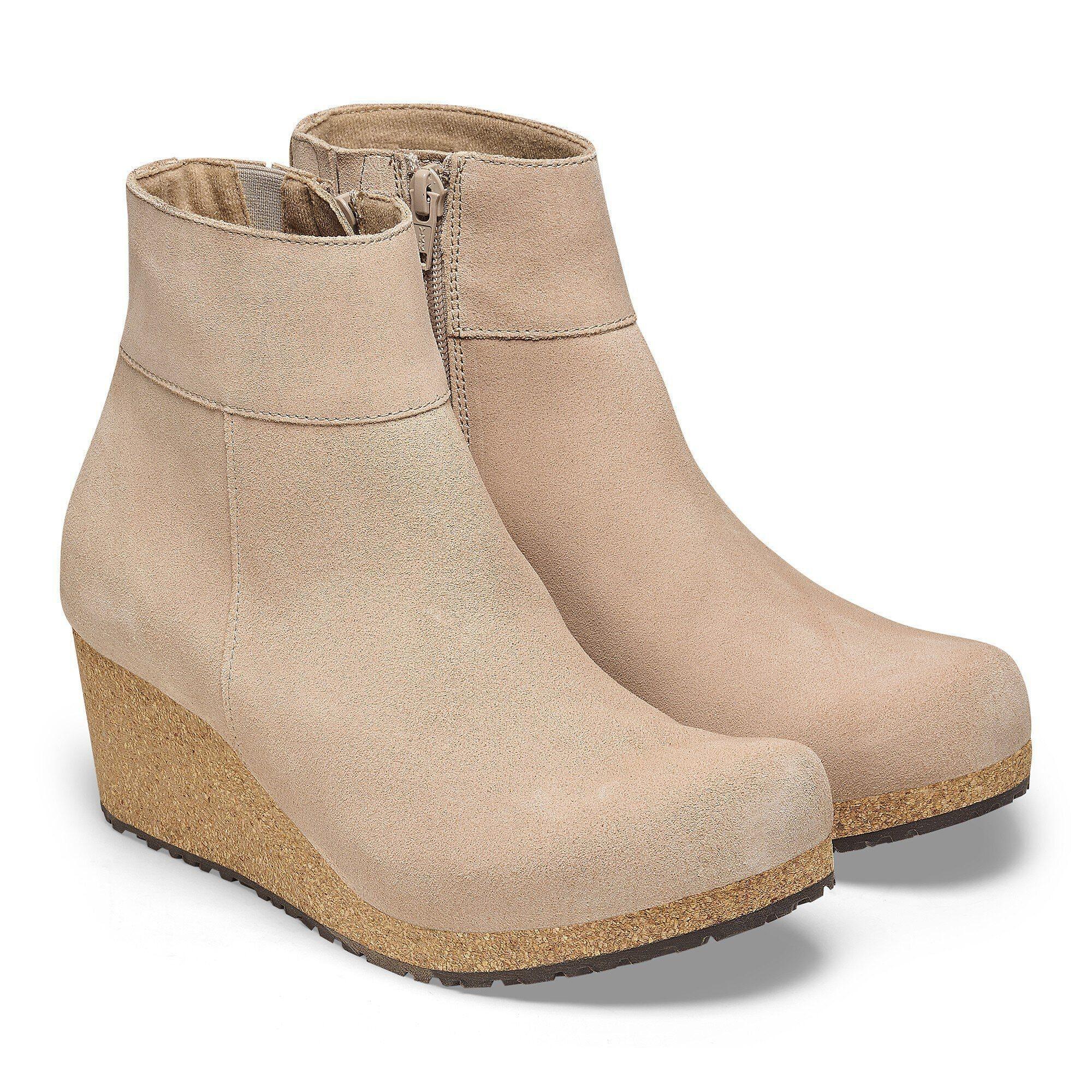 Ebba Suede Leather Product Image