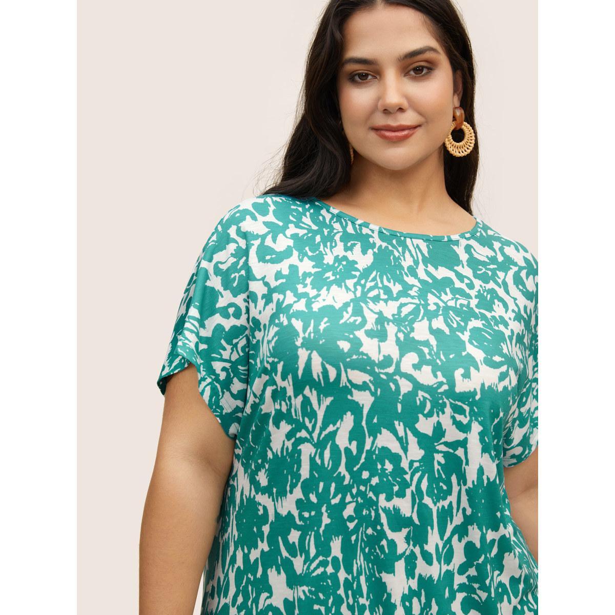 Plus Size Figurative Print Crew Neck Dolman Sleeve T-shirt Turquoise Women Resort Contrast Natural Flowers Round Neck Vacation T-shirts BloomChic 22-24/3X Product Image
