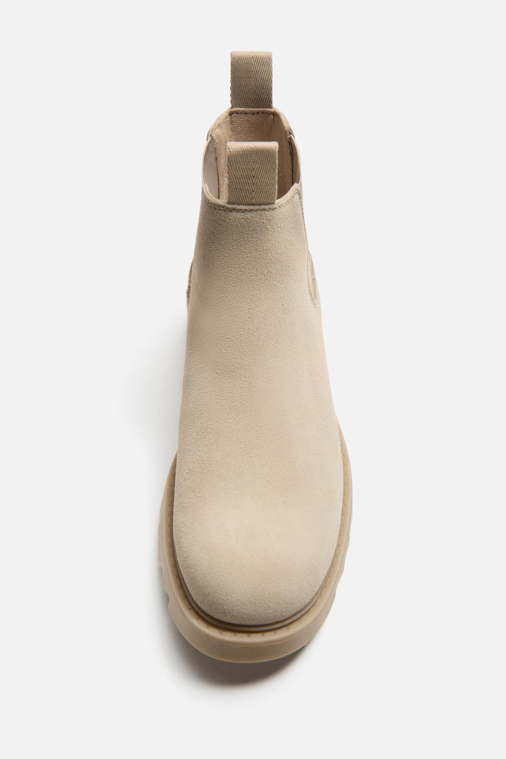 LEATHER CHELSEA BOOTS Product Image