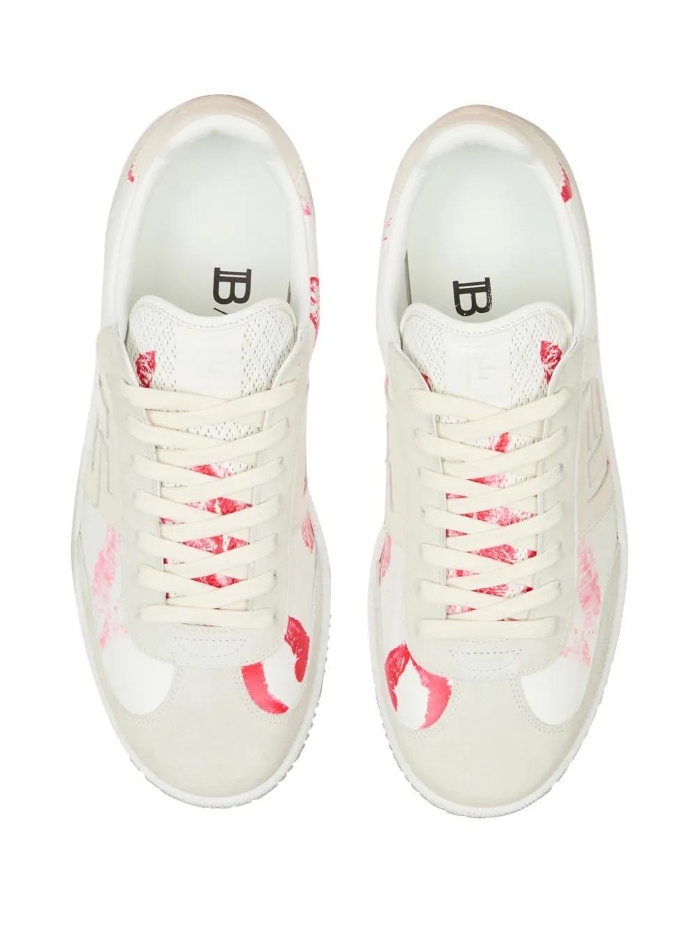 Swan sneakers Product Image
