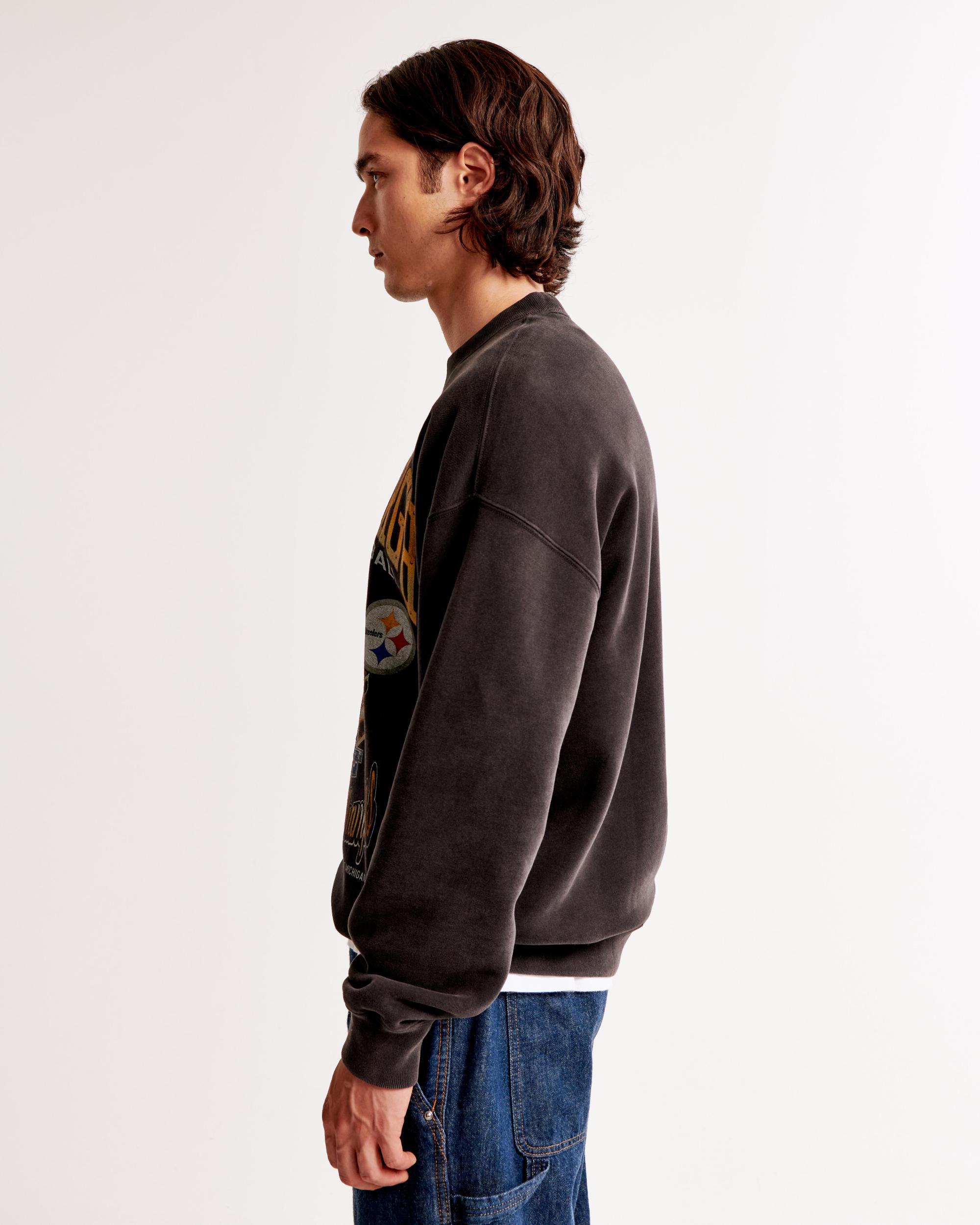 Minnesota Vikings Graphic Crew Sweatshirt Product Image