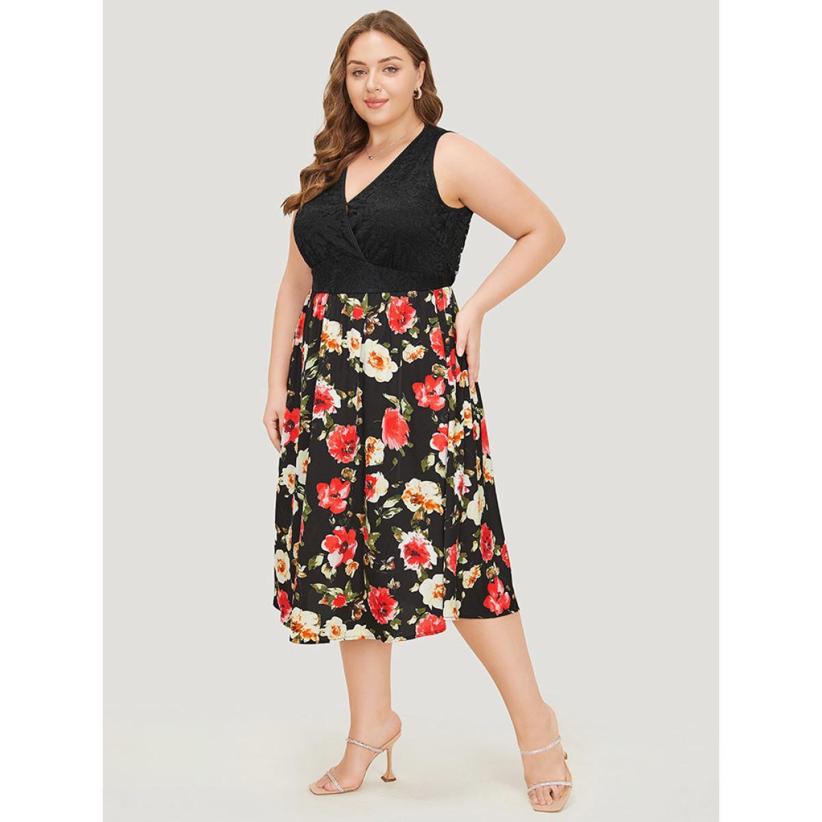 Plus Size Floral Patchwork Pocket Wrap Tank Dress Black Women Glamour Wrap V-neck Sleeveless Curvy Midi Dress BloomChic 30/6X Product Image