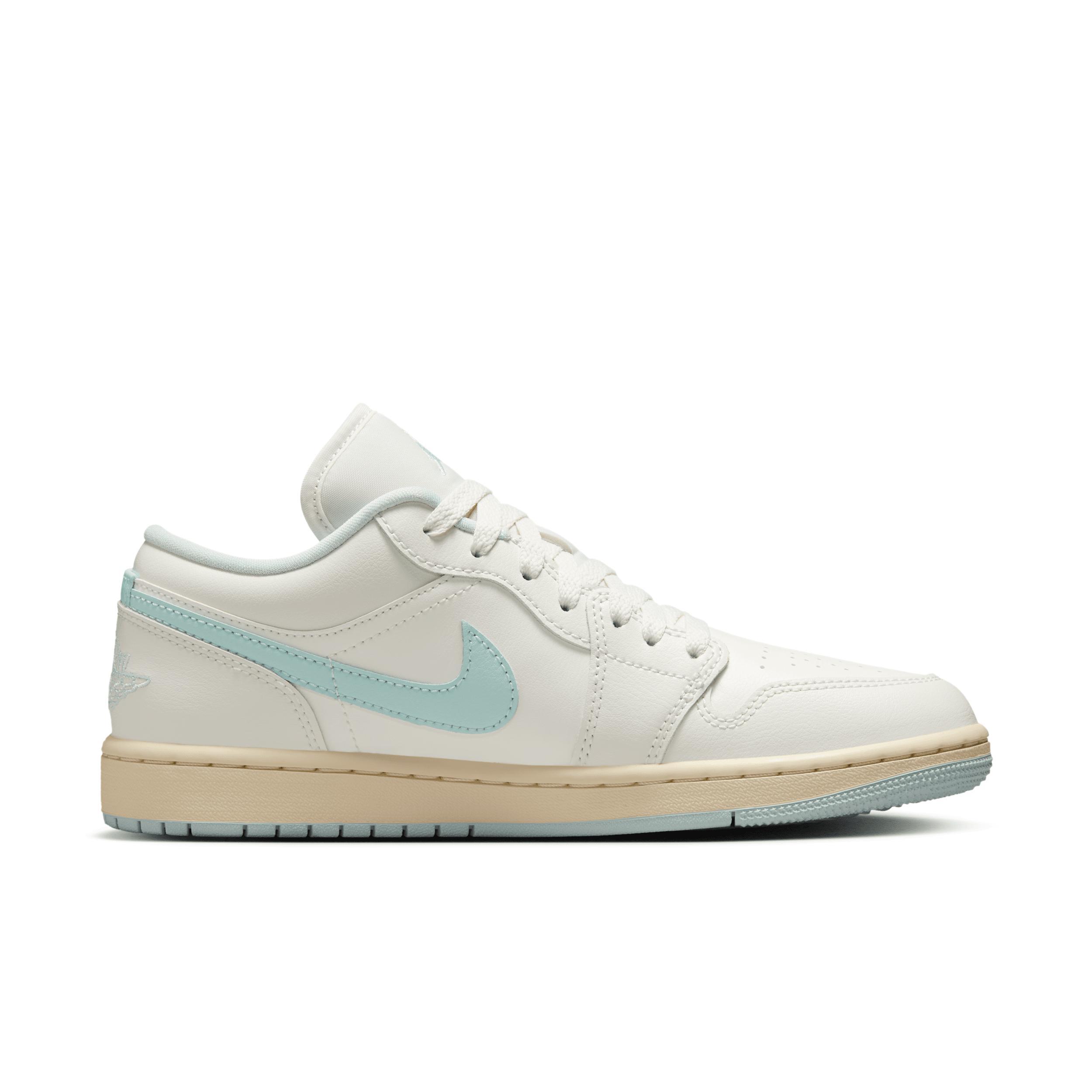 Women's Air Jordan 1 Low Shoes Product Image