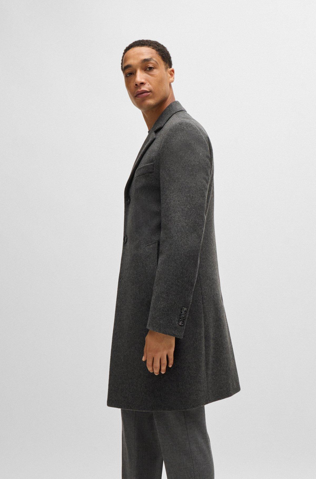 Slim-fit coat in wool and cashmere Product Image