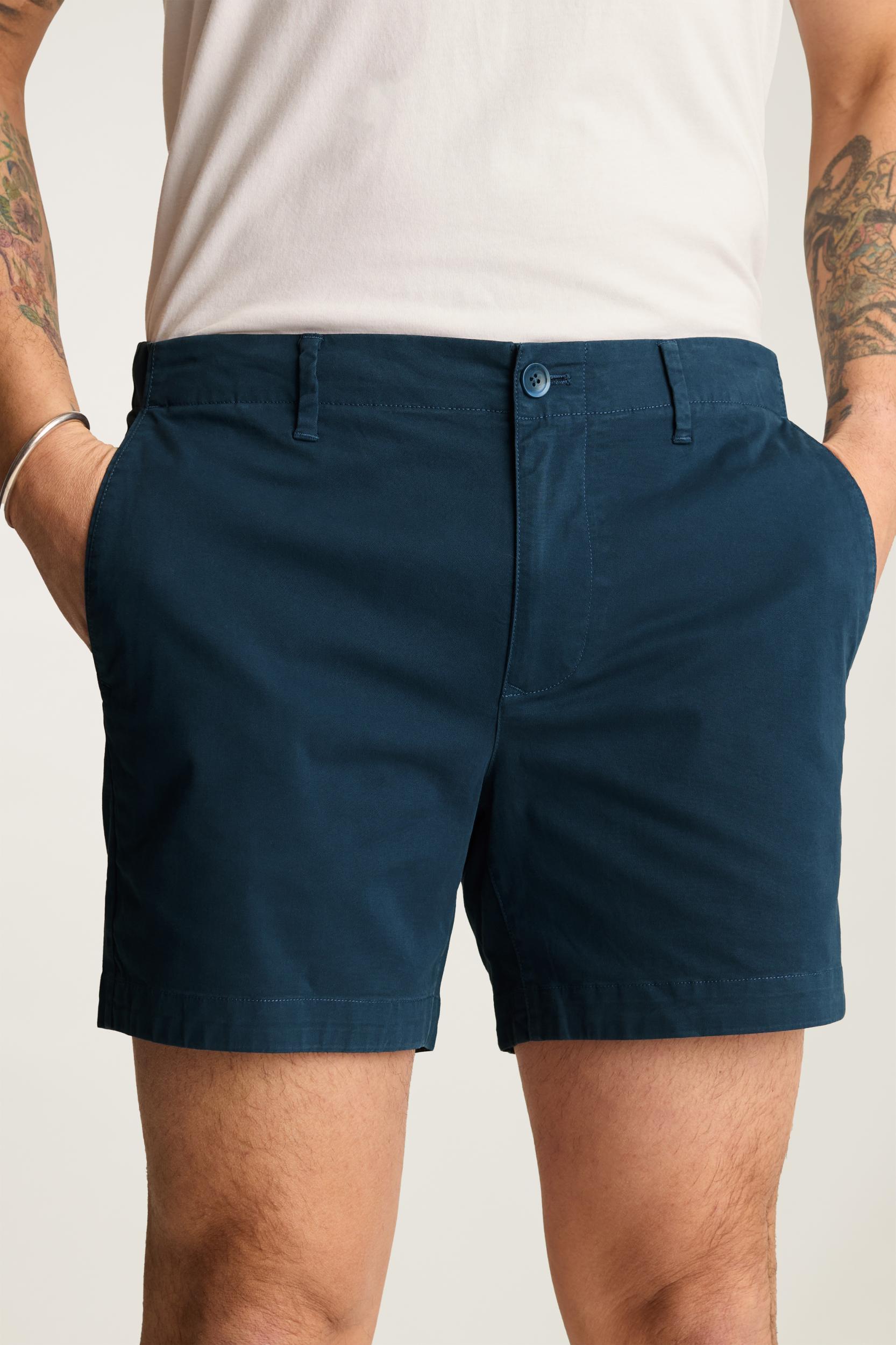 Lightweight Chino Short Product Image