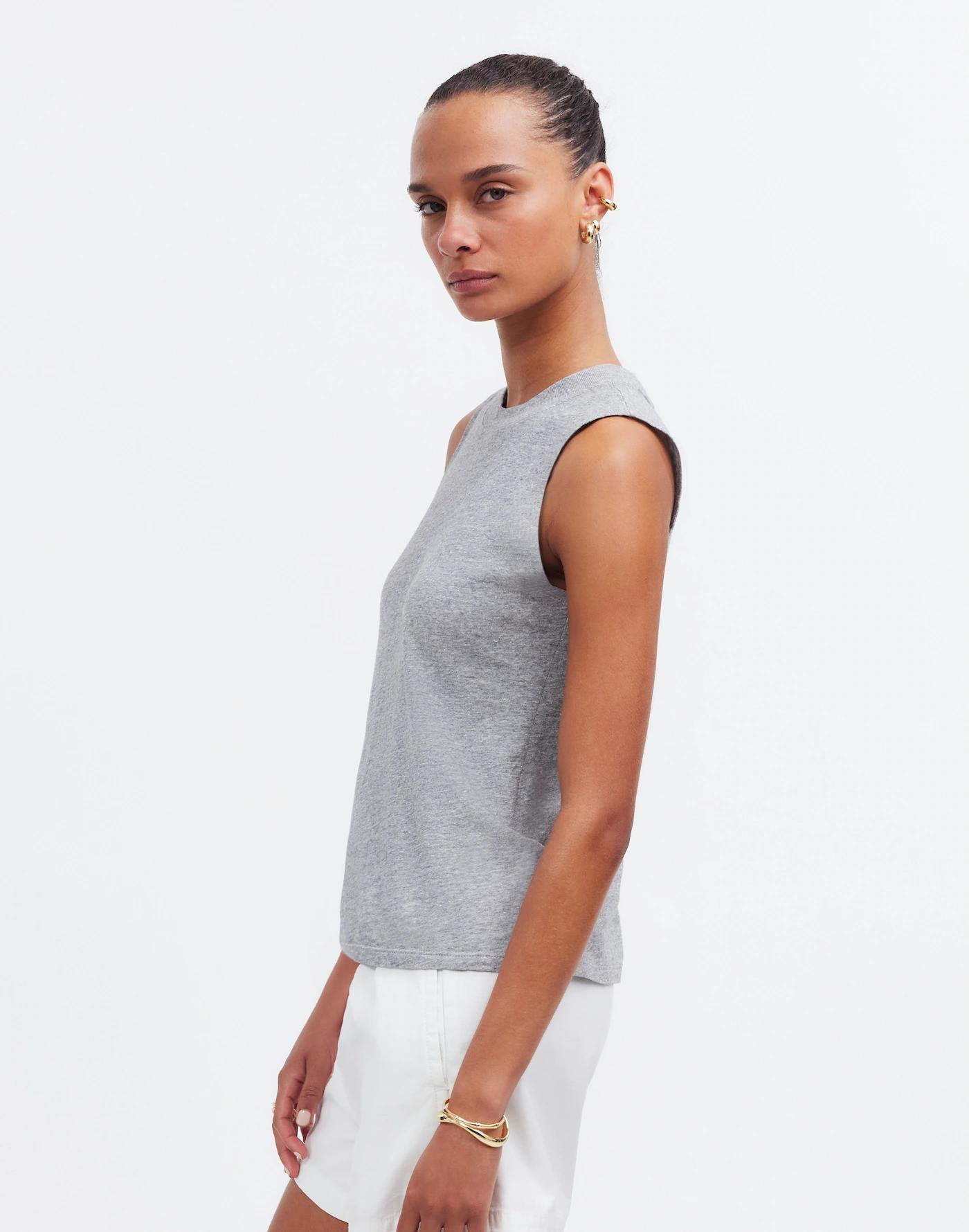 Premium Standard 03. The Muscle Tank Product Image