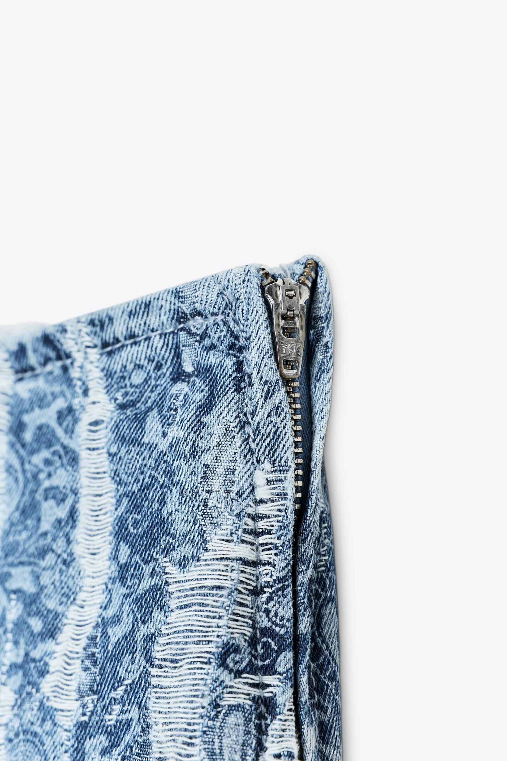 Z1975 DISTRESSED-EFFECT DENIM MINI SKIRT Product Image
