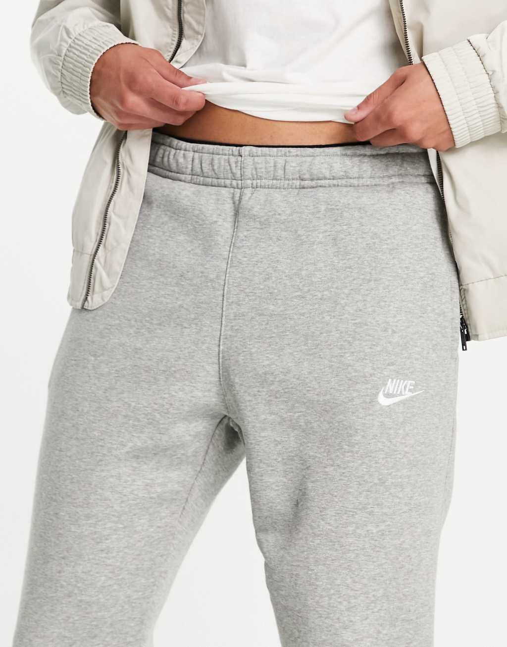 Nike Club cuffed sweatpants in gray heather Product Image