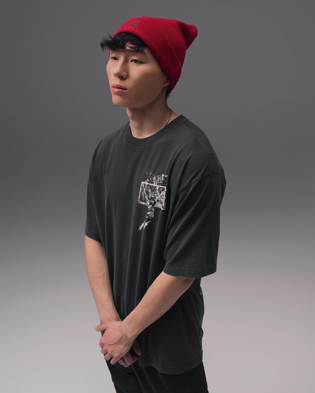 Jordan Brooklyn Men's Oversized Graphic T-Shirt Product Image